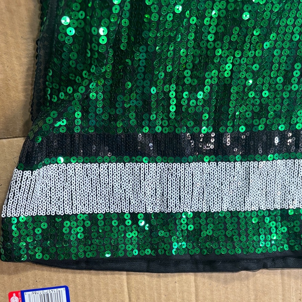 Love Theory Essentials 1992 Emerald Sequin V-Neck Jersey - Picture 6 of 10